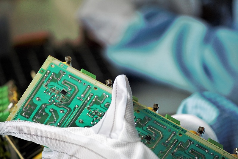 A Brief Insight into Circuit Card Assembly